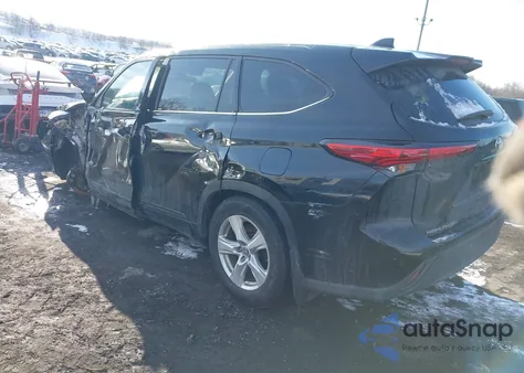 2021 Toyota Highlander L z USA, uszkodzony, nr VIN 5TDCZRBH9MS136012